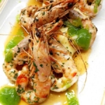 Mazzancolle al cognac con purea di patate e vellutata di zucchine